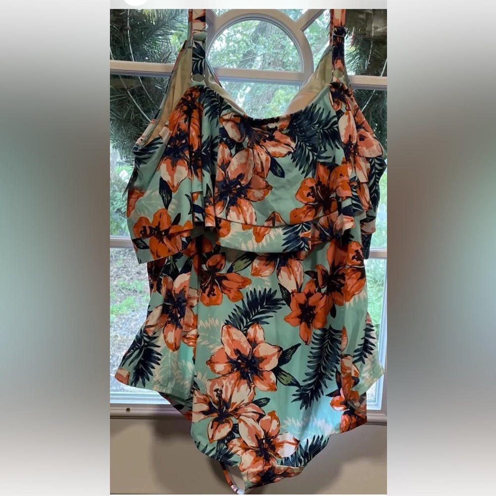 Catherine SZ 34W Boho Floral One Piece Swim Bathing Suit Ruffle Details NWT